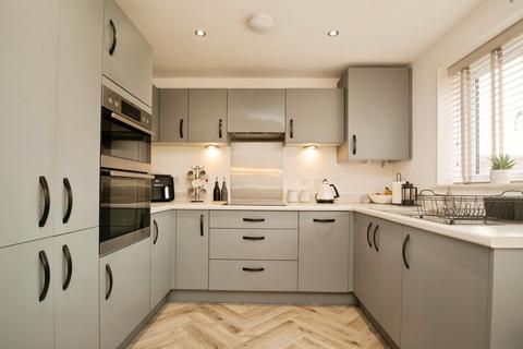 3 bedroom semi-detached house for sale, Heol Lowri, Cwmbran, NP44