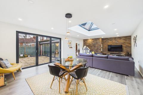 undefined, Park Avenue, Woodborough, Nottingham