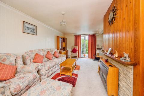 3 bedroom end of terrace house for sale, The Close, Easton On The Hill, Stamford