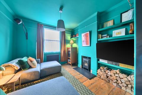 2 bedroom terraced house to rent, Friendly Street London SE8