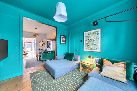 2 bedroom terraced house to rent, Friendly Street London SE8