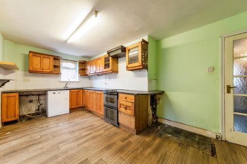 3 bedroom semi-detached house for sale, Petersmith Drive, New Ollerton, Newark