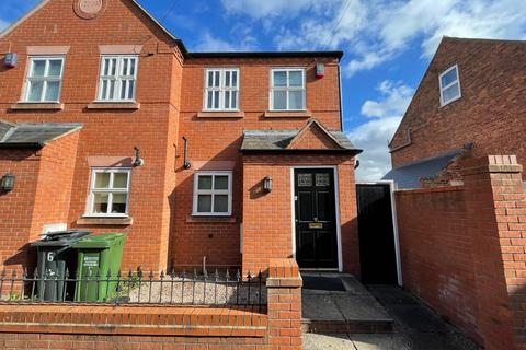 2 bedroom terraced house to rent, Parkes Passage, STOURPORT-ON-SEVERN