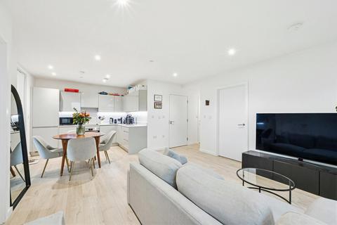 2 bedroom apartment for sale, Falconbrook Gardens, 17 Silvertown Way, E16