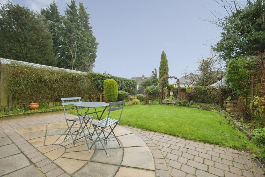 REAR GARDEN 03.jpg