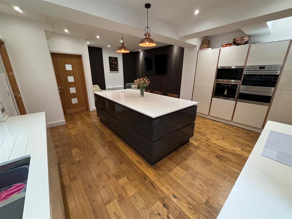 Kitchen, Dining and Living space