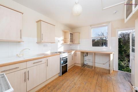 1 bedroom flat to rent, Hove Park Villas, Hove
