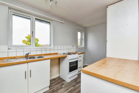 undefined, Highgrove Close, Calne