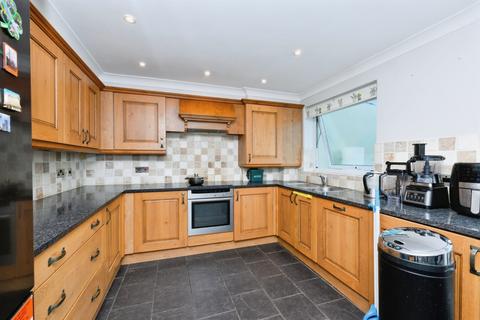 3 bedroom terraced house for sale, The Springs, Broxbourne