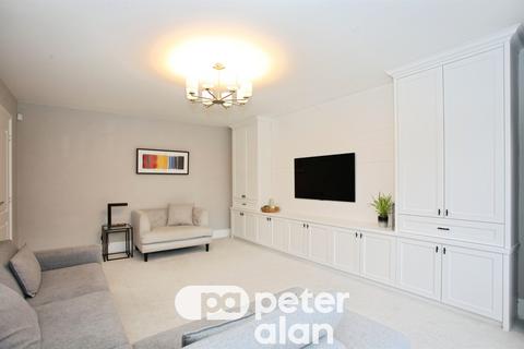 4 bedroom detached house for sale, Birdie Close, Bassaleg, Newport