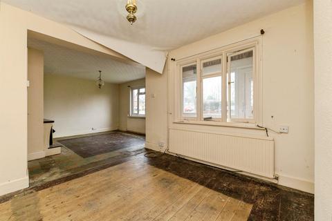 4 bedroom semi-detached house for sale, Becket Gardens, Welwyn