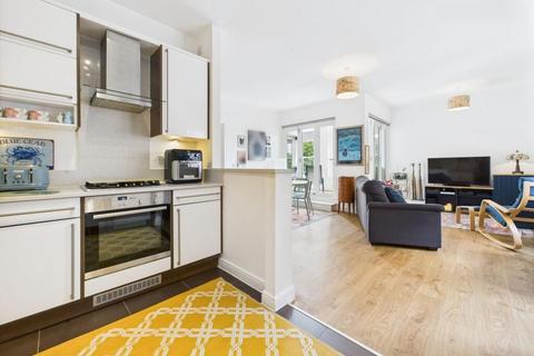 2 bedroom flat for sale, Kershaw Drive, Lancaster, LA1