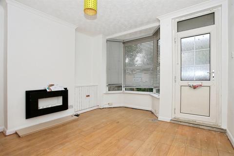 3 bedroom terraced house for sale, Queens Road, Peterborough