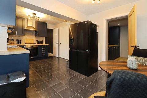 4 bedroom detached house for sale, Summers Mead, Yate, Bristol