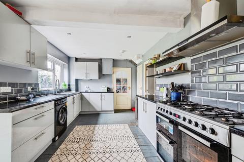 undefined, Dovecote Close, Haddenham, Aylesbury