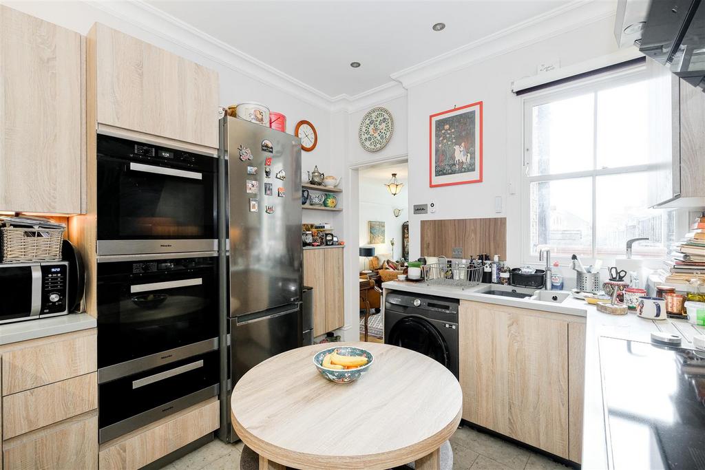 53 Wynndale Road-18.jpg