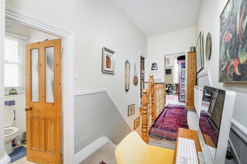 53 Wynndale Road-2.jpg