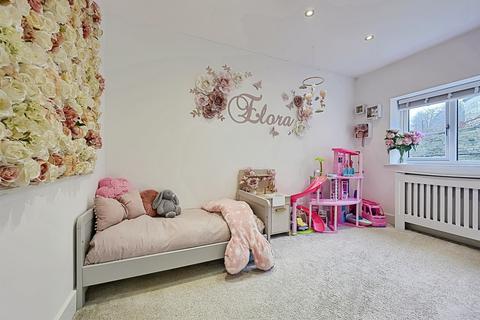3 bedroom semi-detached house for sale, Talbot Rise, Halifax