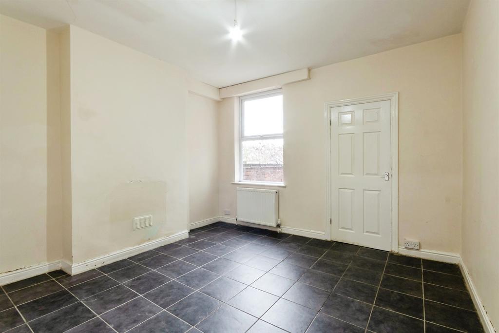 House in Nottingham, Sherwood - View 3