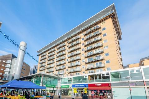 undefined, High Street, Feltham