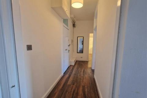 2 bedroom flat to rent, Henderson Street, Edinburgh EH6