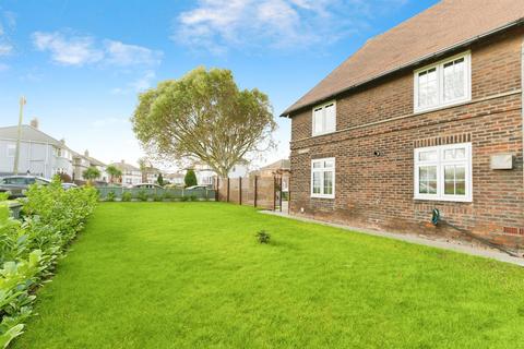 3 bedroom end of terrace house for sale, Western Avenue, Wirral