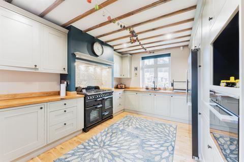 3 bedroom end of terrace house for sale, Western Avenue, Wirral