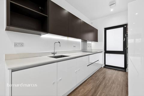 3 bedroom terraced house for sale, South End, Croydon