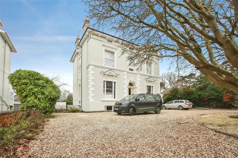 3 bedroom apartment to rent, Evesham Road, Cheltenham, Gloucestershire, GL52