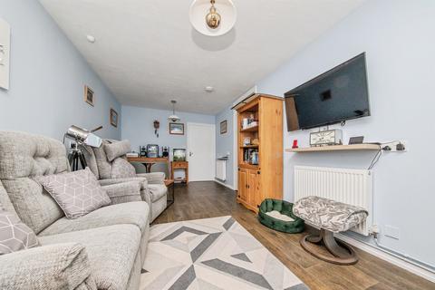 2 bedroom semi-detached bungalow for sale, Elmden Court, Clacton-On-Sea