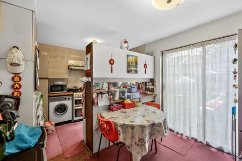 undefined, Sutherland Drive, London