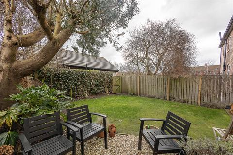 3 bedroom semi-detached house for sale, Ridgewood Gardens, South Gosforth, Newcastle upon Tyne
