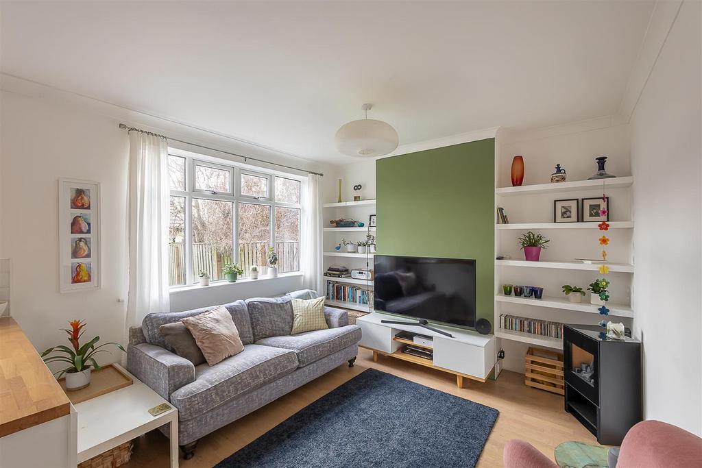 Kitchen/Diner &amp; Living Room