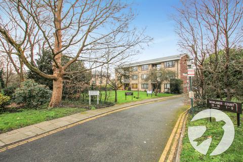 2 bedroom flat for sale - Footscray Road, London, SE9