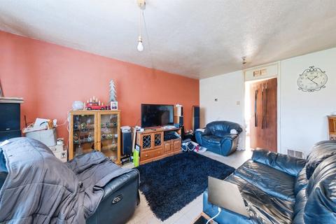 3 bedroom end of terrace house for sale, Wodehouse Walk, Newport Pagnell