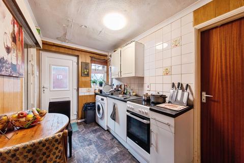 3 bedroom terraced house for sale, Shaw Road, Boston