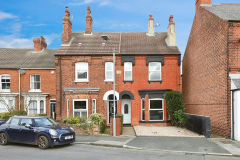 3 bedroom semi-detached house for sale, Grove Lane, Retford