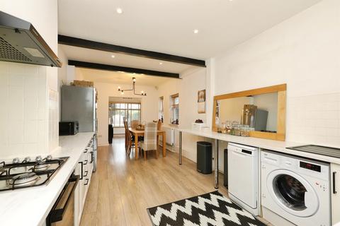 3 bedroom semi-detached house for sale, Grove Lane, Retford