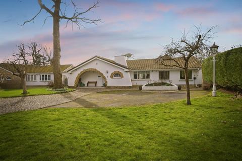4 bedroom detached bungalow for sale, Rookery Wood, Penarth