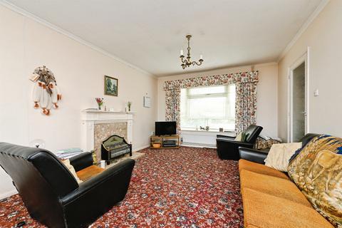 2 bedroom detached bungalow for sale, Nelson Drive, HUNSTANTON