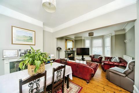 6 bedroom terraced house for sale, St. Aubyns Road, Eastbourne