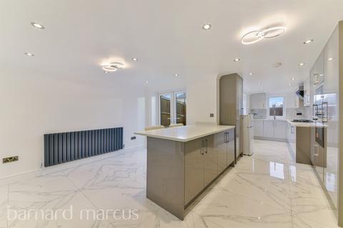 3 bedroom end of terrace house for sale, Queen Mary Road, London