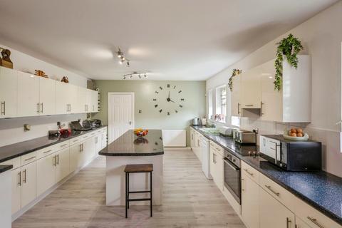 4 bedroom detached house for sale, Windgate Hill, Conisbrough, Doncaster