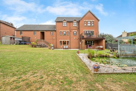 4 bedroom detached house for sale, Windgate Hill, Conisbrough, Doncaster