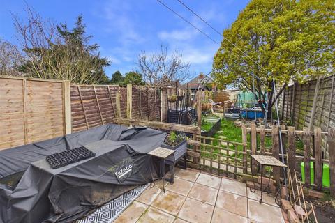 2 bedroom terraced house for sale, High Street, Gloucester