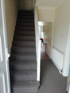 2 bedroom terraced house to rent, Becontree Avenue, Dagenham, RM8