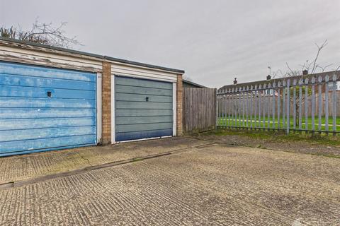 2 bedroom end of terrace house for sale, Hudson Road, Stevenage SG2