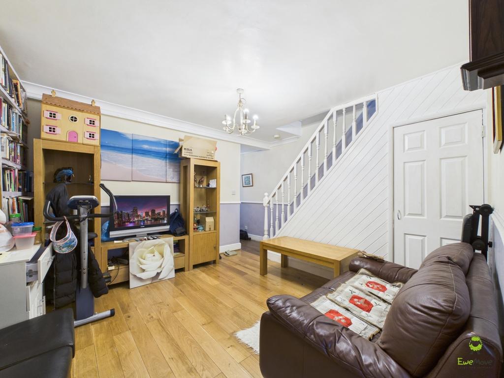 Presented by Kevin at Ewe Move Bexleyheath and Dart