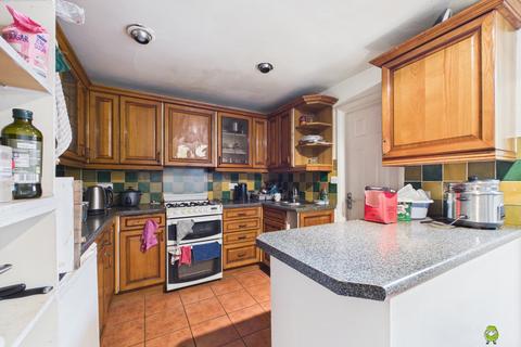 3 bedroom terraced house for sale, Smithies Road, London, SE2