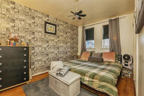 3 bedroom semi-detached house for sale, Woodland Drive, Sheffield S25